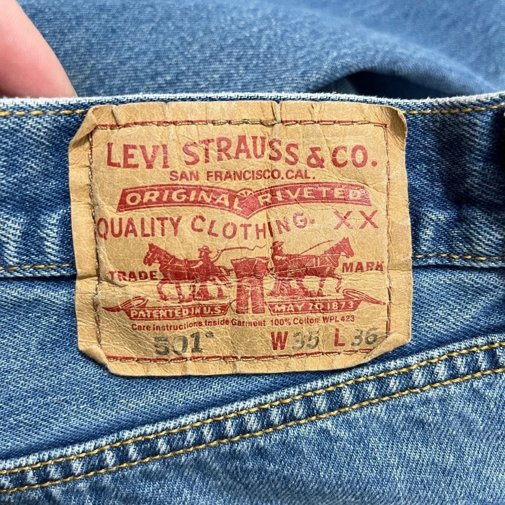 Vintage Y2K Levis 5150